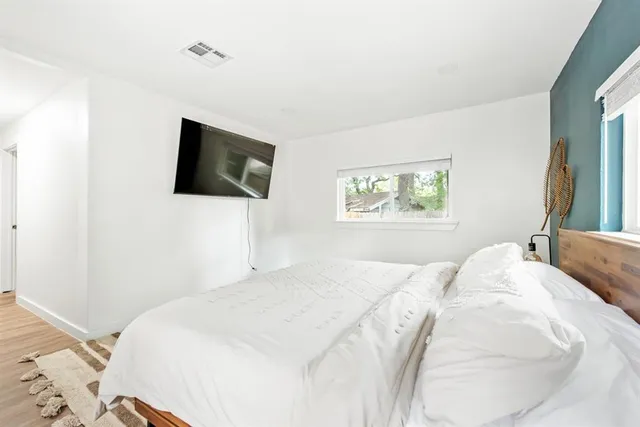 $2,800 | 4252 McComas Road, Haltom City, TX 76117