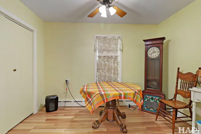 $289,900 | 35694 North Laurel Avenue, Ingleside, IL 60041