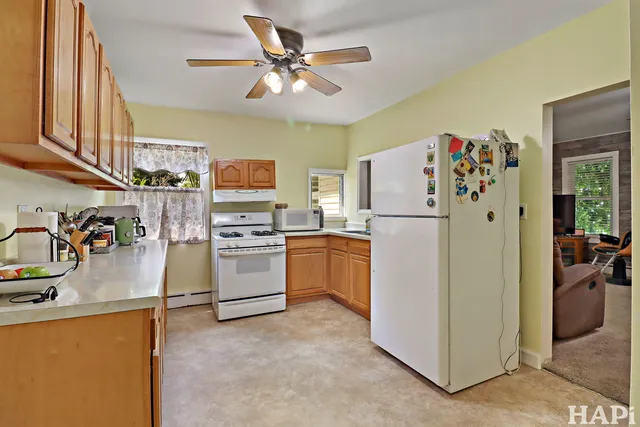 $289,900 | 35694 North Laurel Avenue, Ingleside, IL 60041