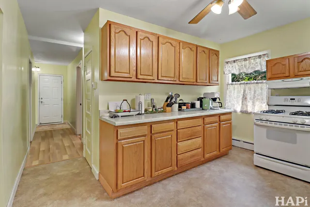 $289,900 | 35694 North Laurel Avenue, Ingleside, IL 60041