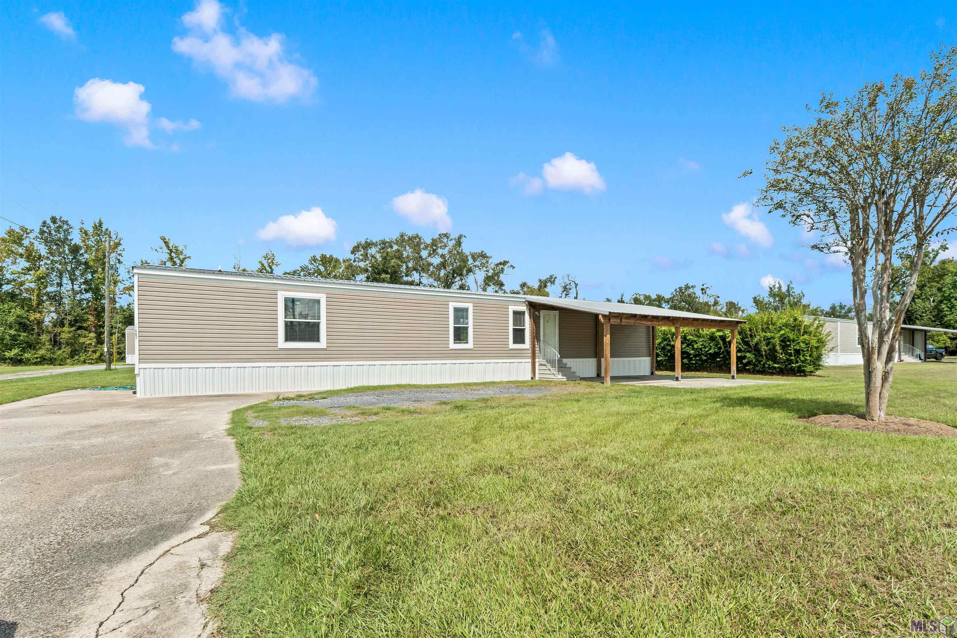 12507 Hebert Road Gonzales, LA 70737 - Photo 1 of 17 Gallery Image 1