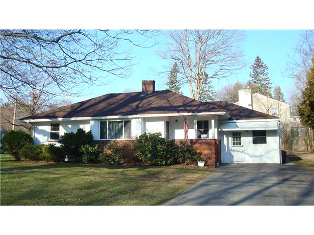 935 South Lincoln Road Perinton, NY 14445 - Photo 1 of 1 Exterior Front