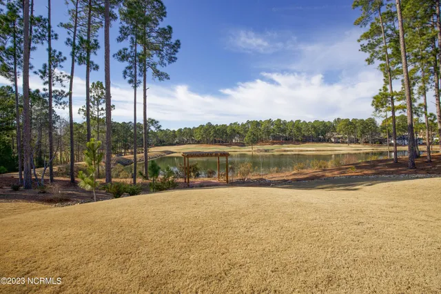 $2,700 | 169 Holly Springs Court, Southern Pines, NC 28387