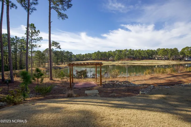 $2,700 | 169 Holly Springs Court, Southern Pines, NC 28387