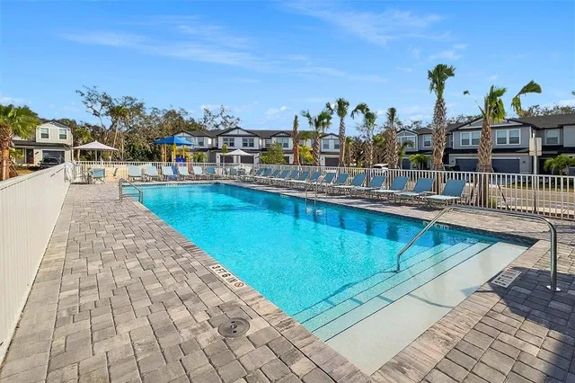 $2,240 | 4915 1st Avenue East, Unit BAHIA, Bradenton, FL 34208