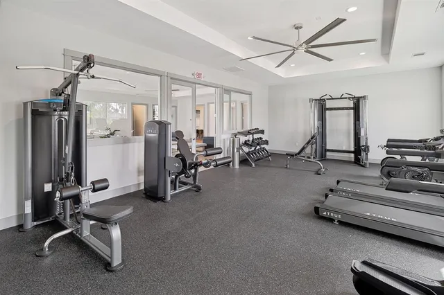 $2,240 | 4915 1st Avenue East, Unit BAHIA, Bradenton, FL 34208