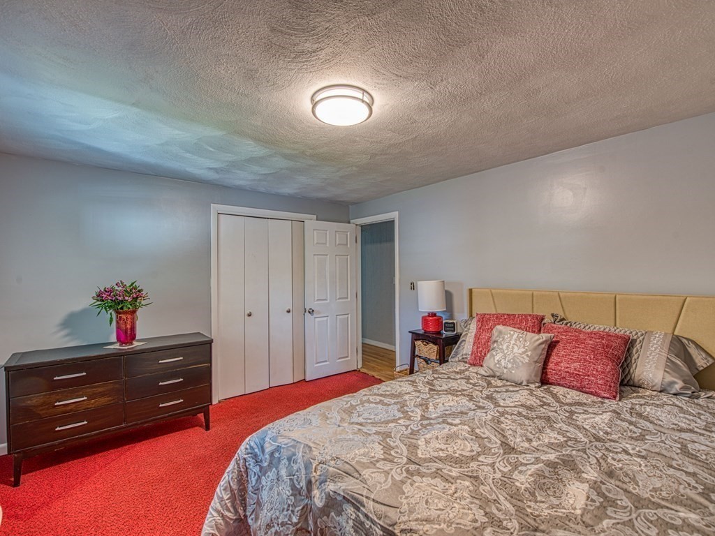 9 Nicholas Road Raynham, MA 02767 - Photo 19 of 29 Gallery Image 19