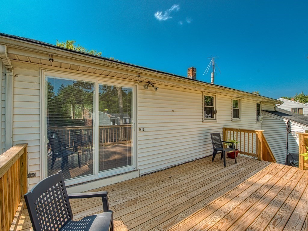 9 Nicholas Road Raynham, MA 02767 - Photo 9 of 29 Gallery Image 9
