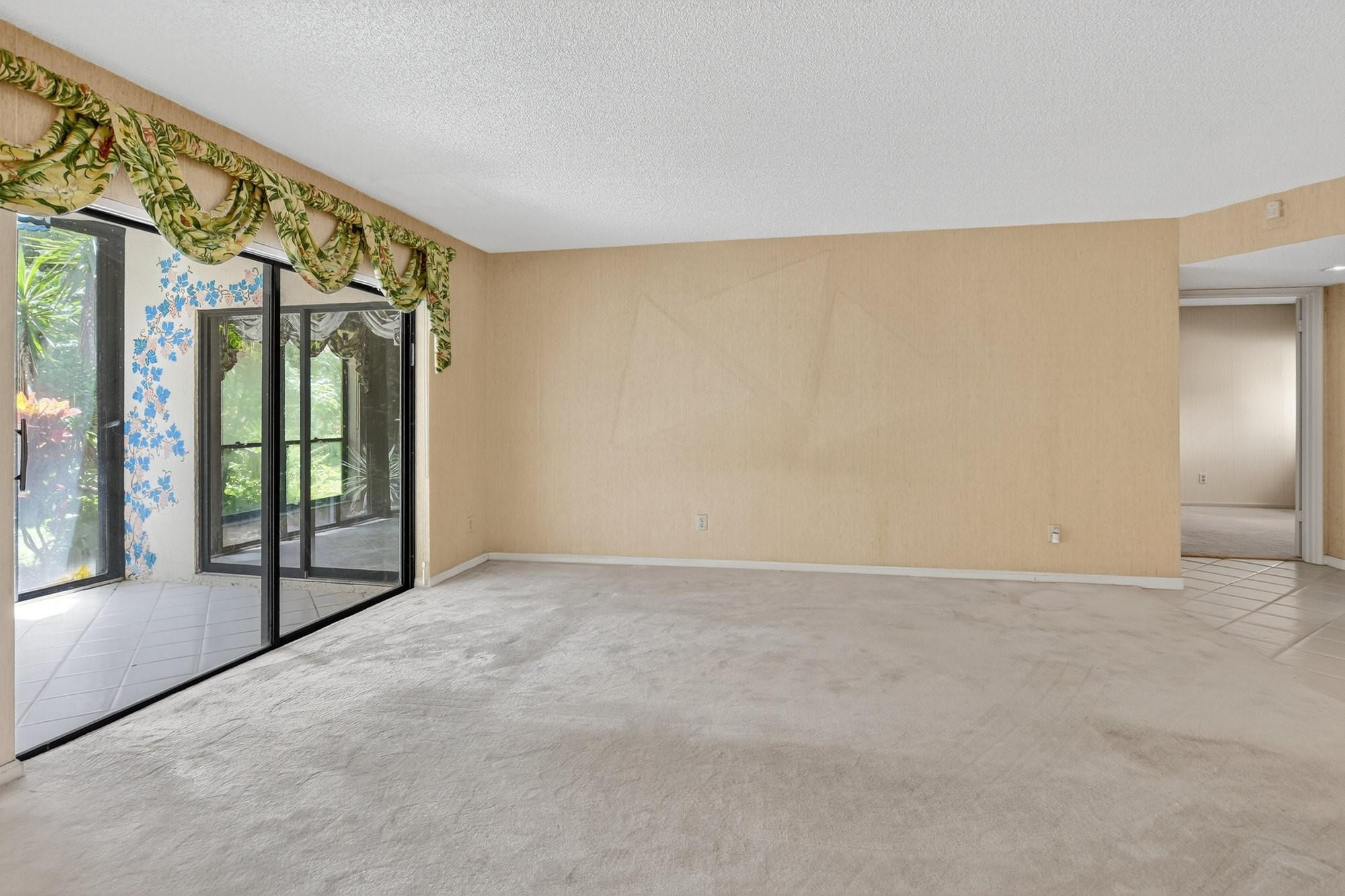 5590 Coach House Circle, Unit B Boca Raton, FL 33486 - Photo 11 of 38 Photo 12