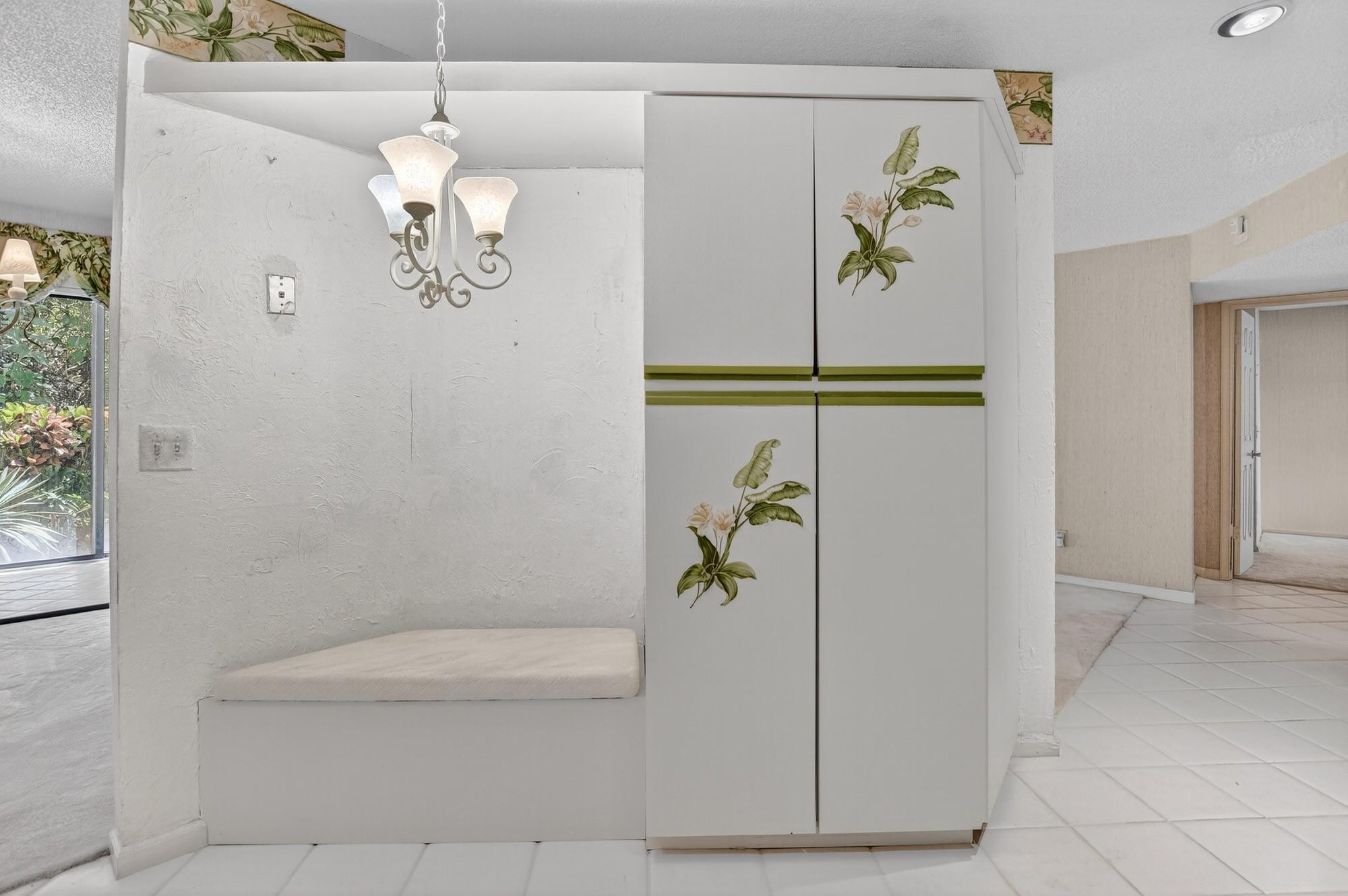 5590 Coach House Circle, Unit B Boca Raton, FL 33486 - Photo 34 of 38 Photo 36