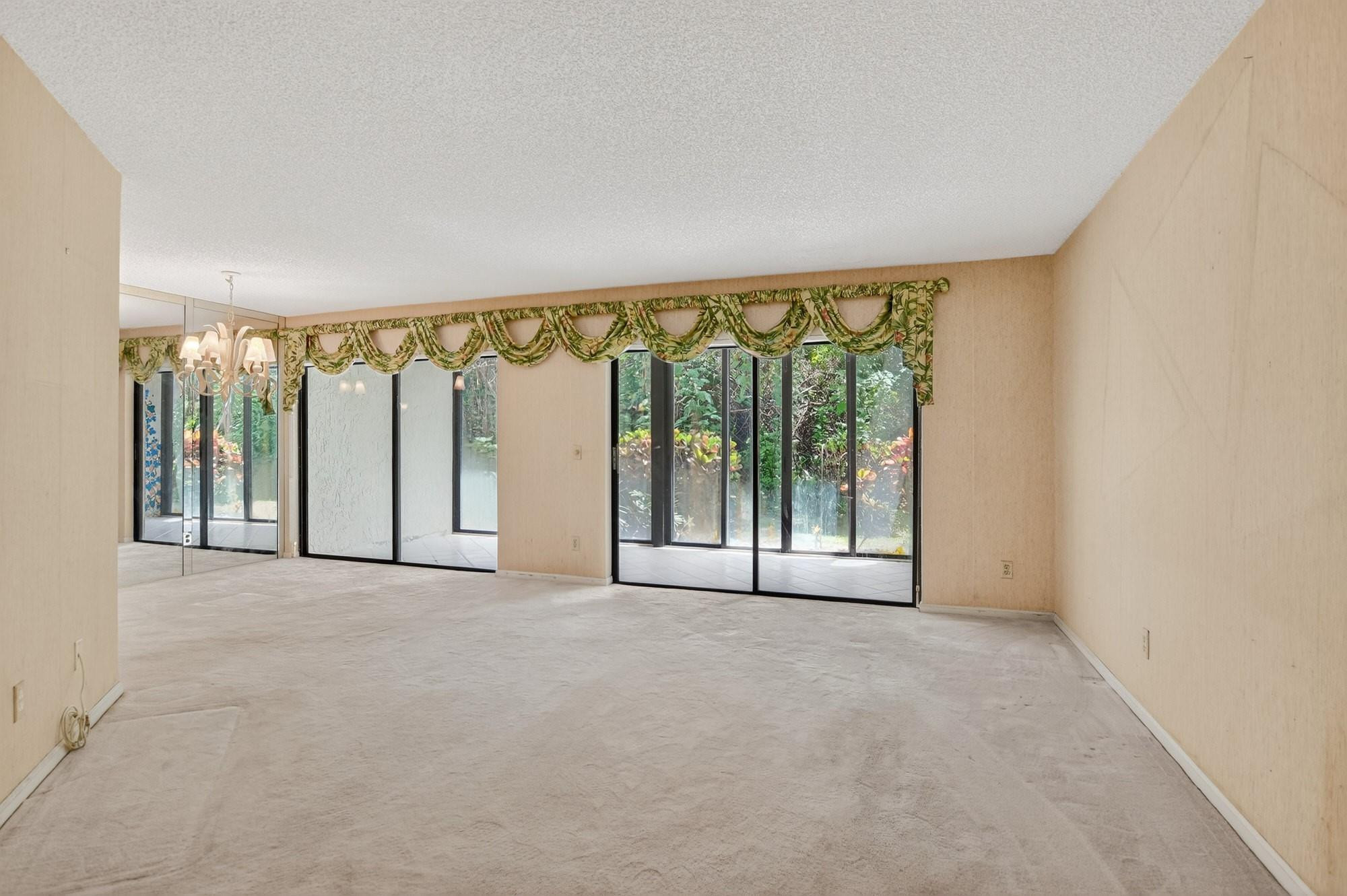 5590 Coach House Circle, Unit B Boca Raton, FL 33486 - Photo 8 of 38 Photo 9