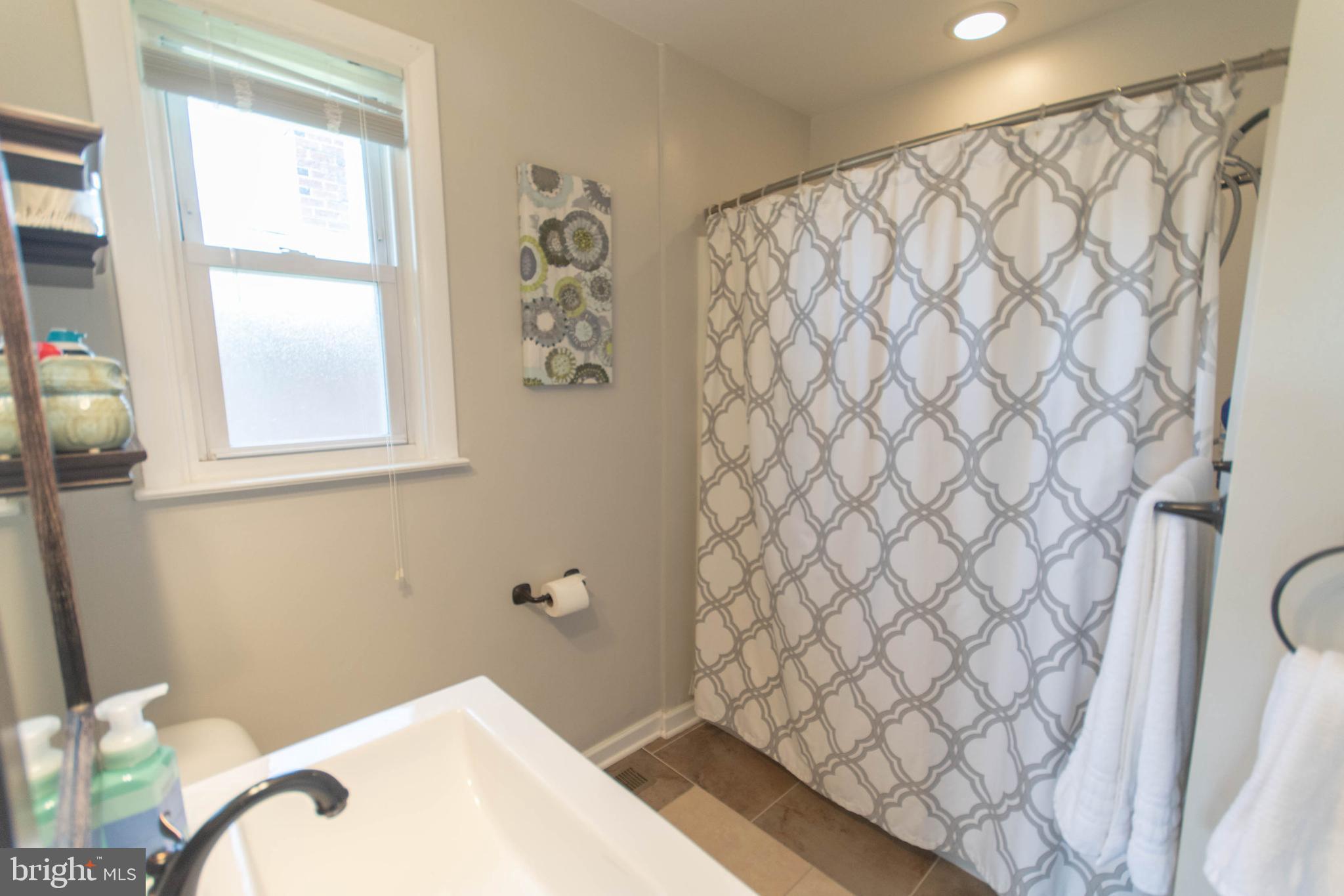 628 Colebrook Road Philadelphia, PA 19115 - Photo 14 of 35 Gallery Image 14