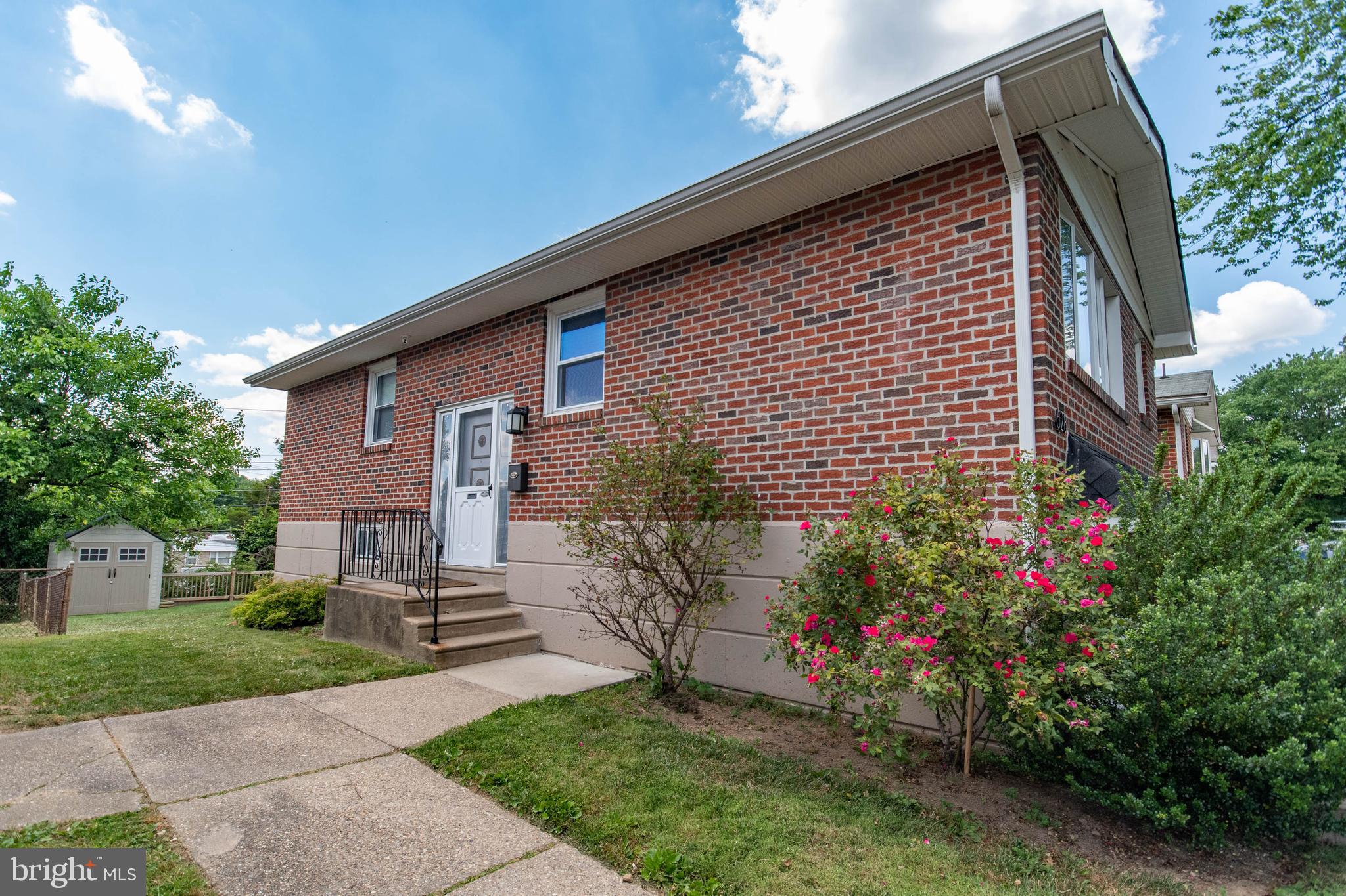 628 Colebrook Road Philadelphia, PA 19115 - Photo 6 of 35 Gallery Image 6