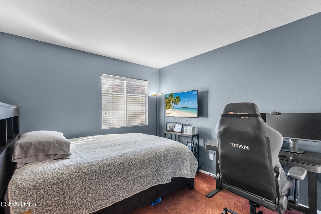 2473 Aurora Lane Simi Valley, CA 93063 - Photo 25 of 32