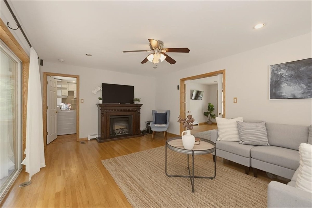 12 Corcoran Road Burlington, MA 01803 - Photo 9 of 42