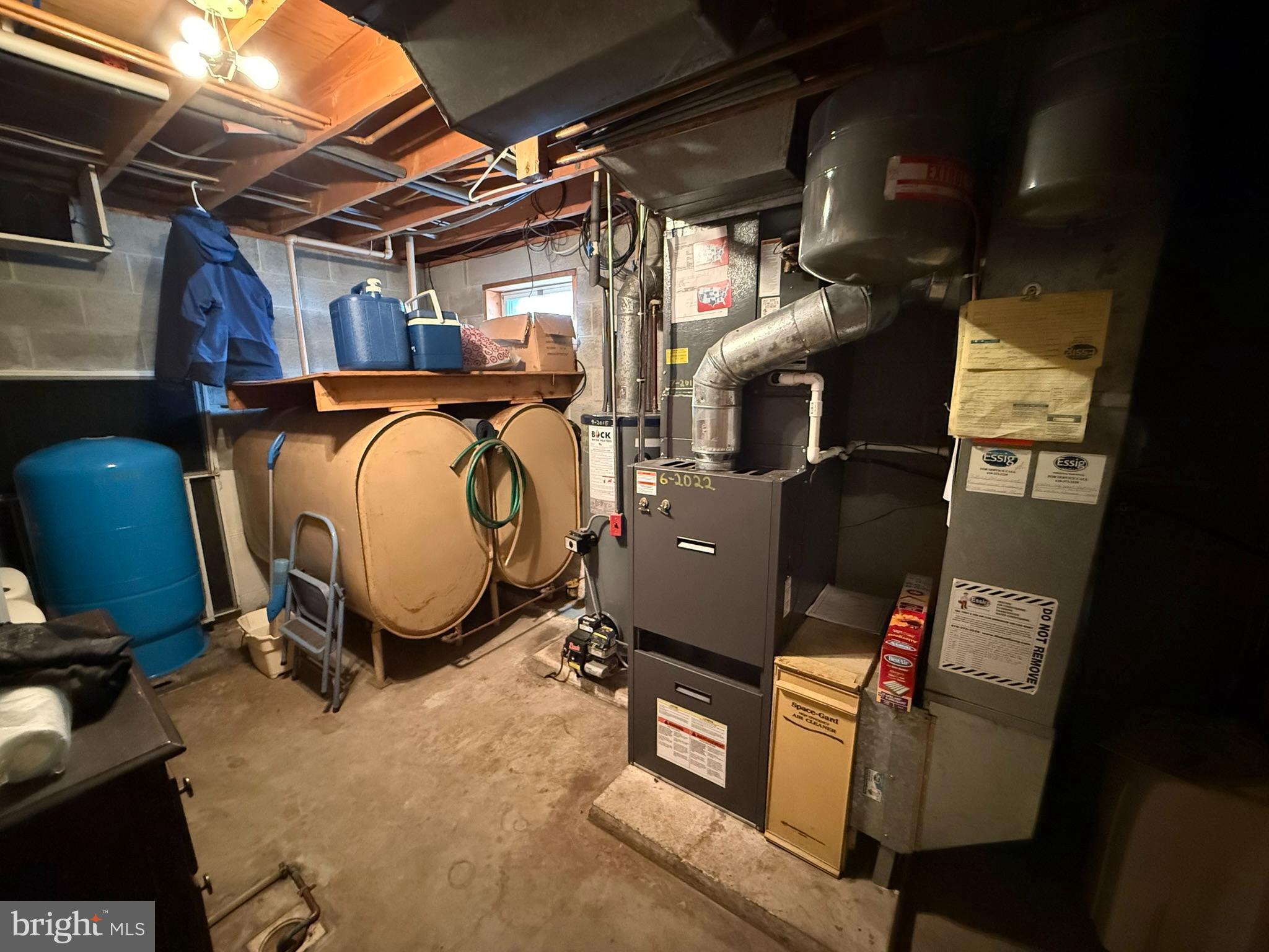 435 Westley Road Mohnton, PA 19540 - Photo 41 of 43 a view of a room with gym equipment