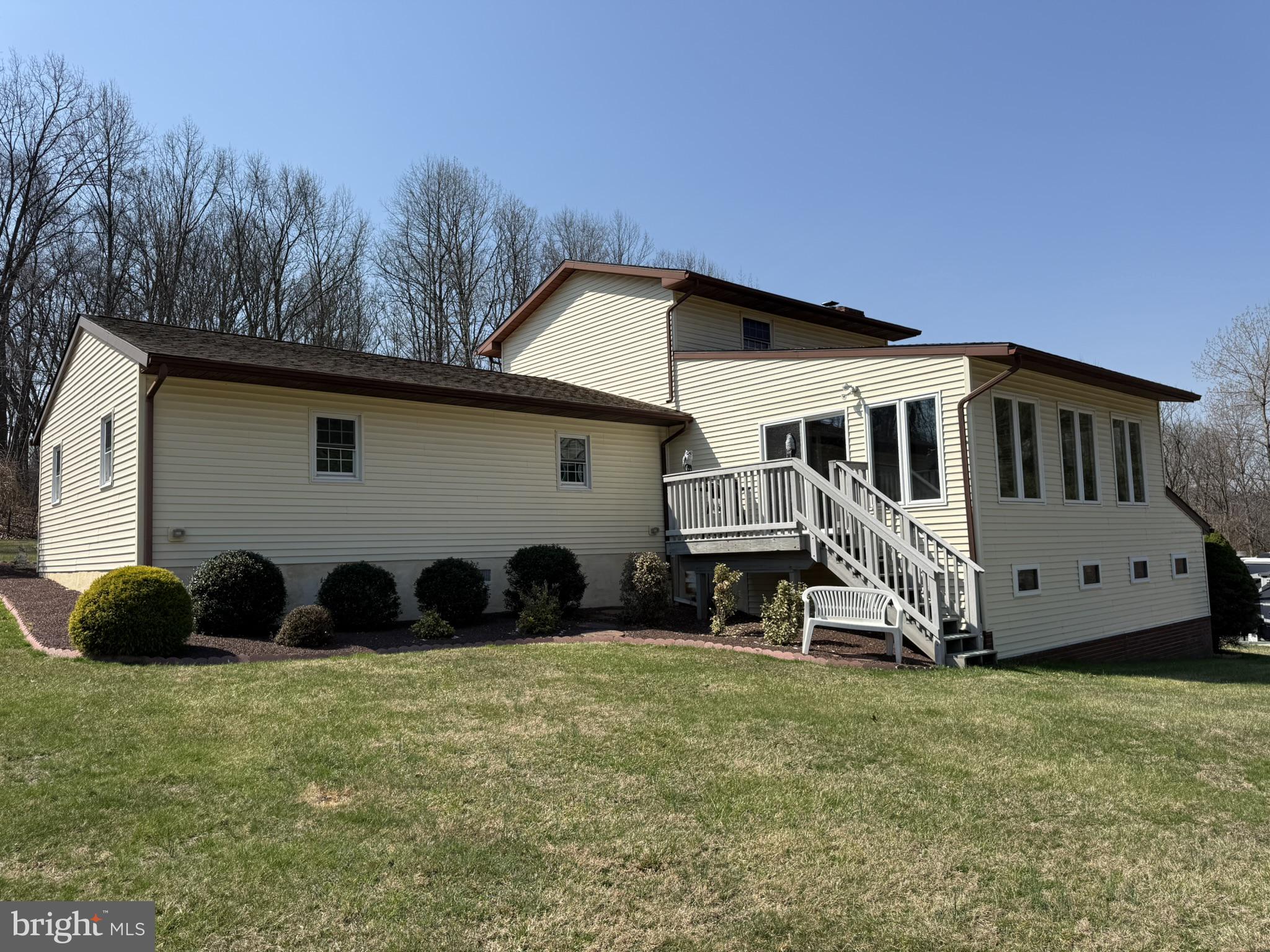 435 Westley Road Mohnton, PA 19540 - Photo 6 of 43 a house view with a garden space