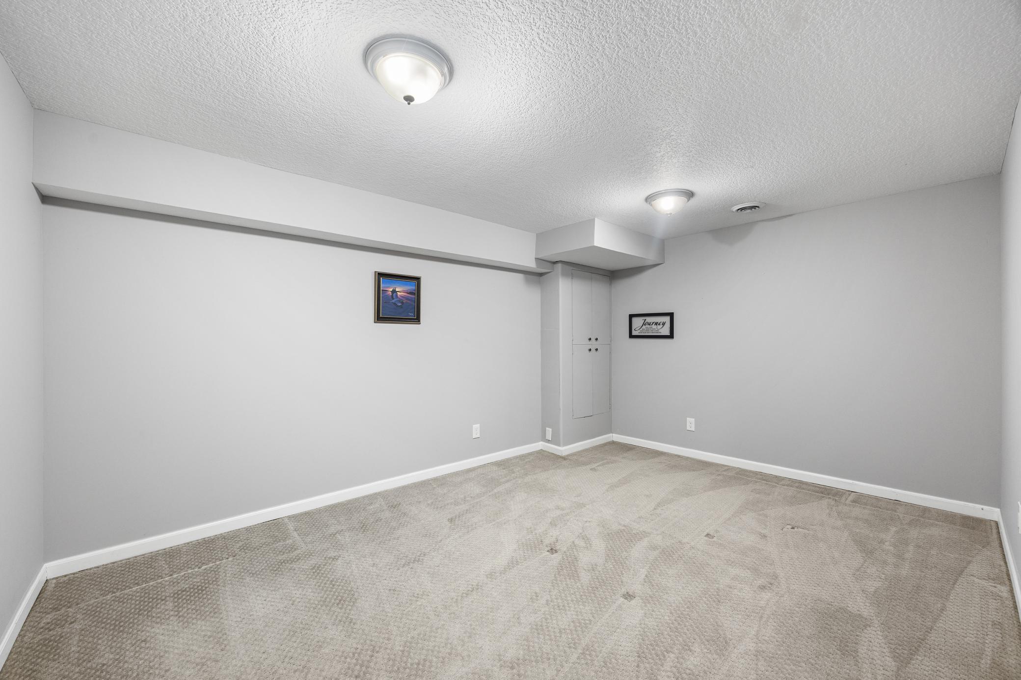 4741 Edgewood Avenue North Crystal, MN 55428 - Photo 24 of 35