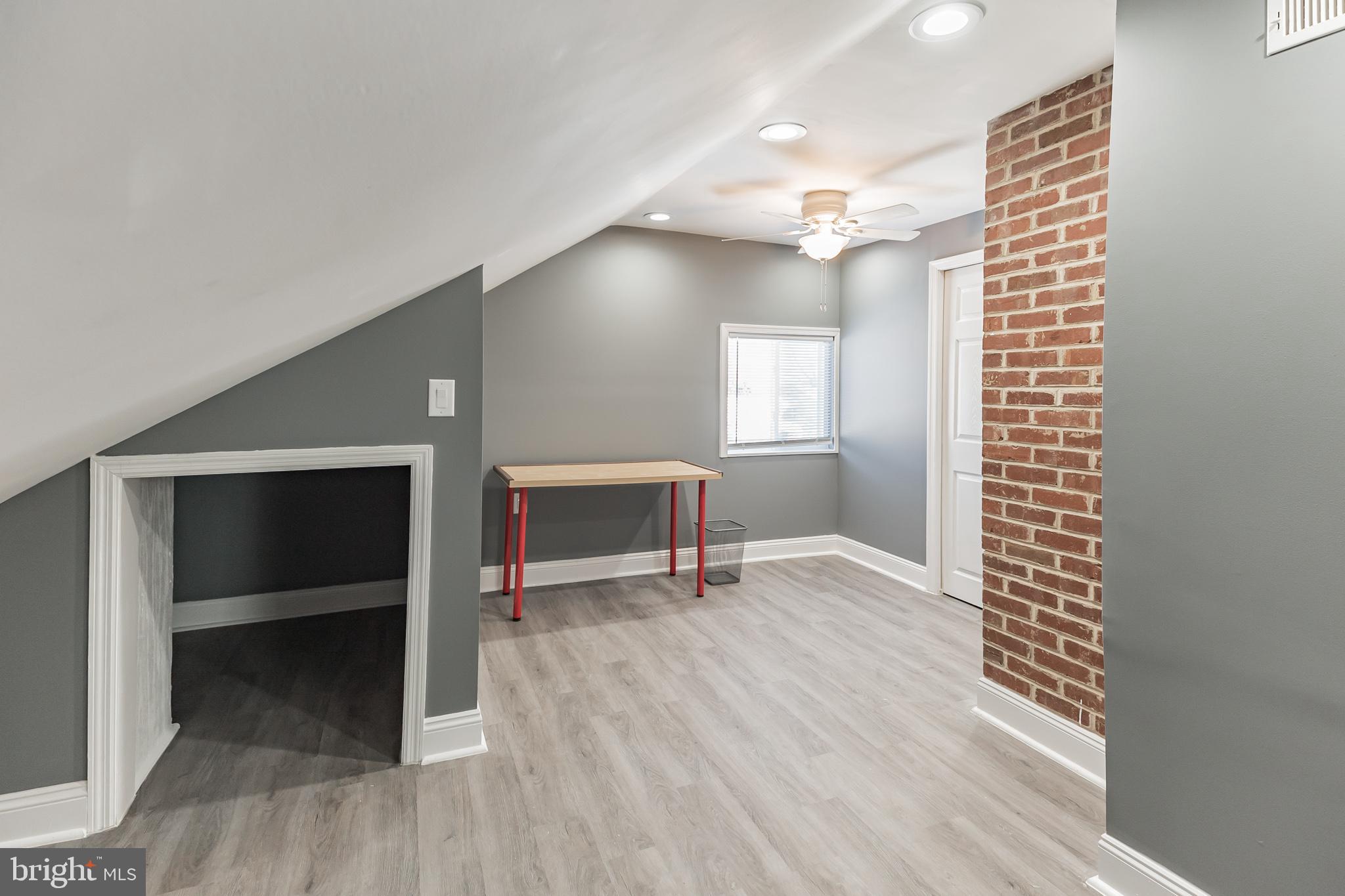 9245 Woodenbridge Road Philadelphia, PA 19114 - Photo 26 of 31 Gallery Image 26