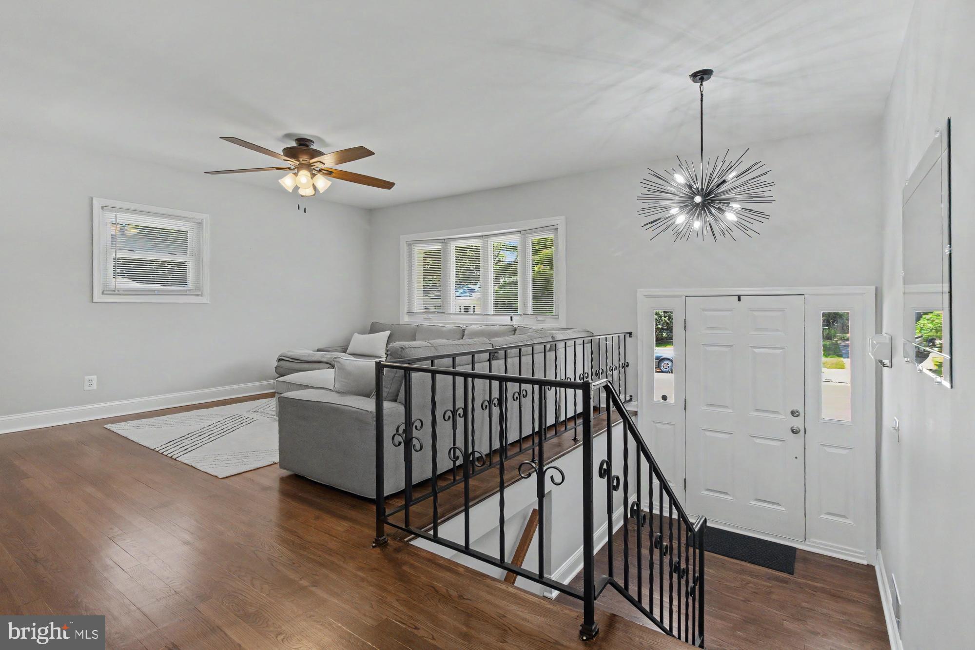 3702 Hurlock Road Middle River, MD 21220 - Photo 5 of 52 Foyer/Living Room