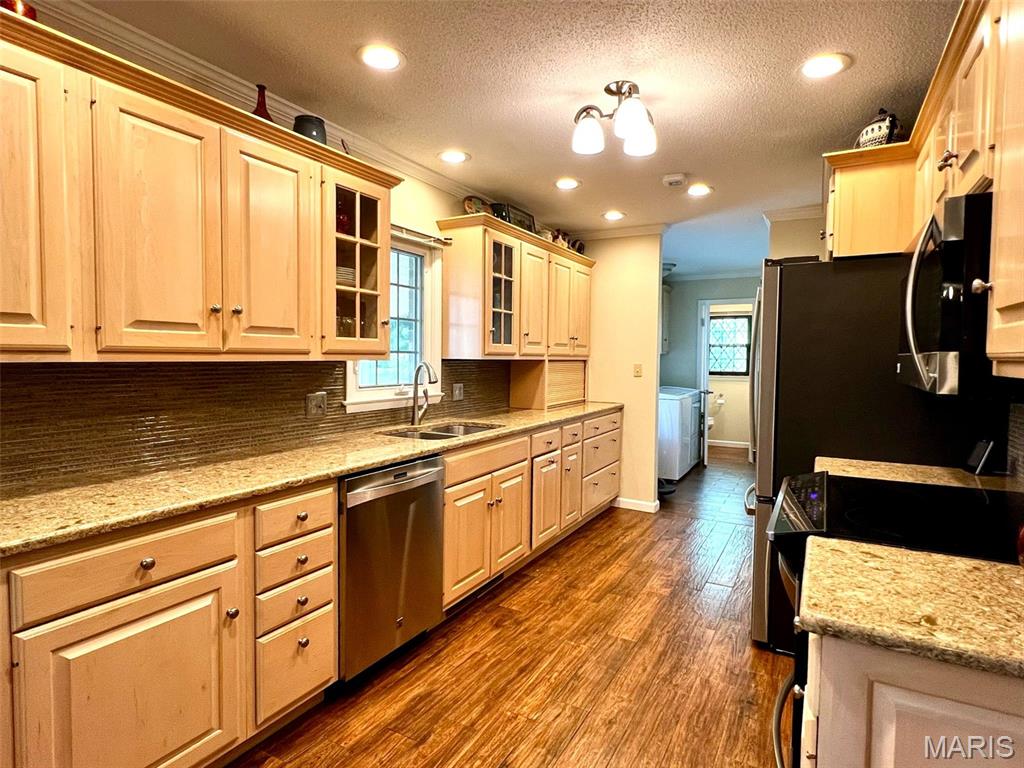 403 Sutton Drive Palmyra, MO 63461 - Photo 17 of 47