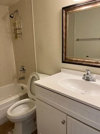 $1,300 | 3119 West Cochise Drive, Unit 110, Phoenix, AZ 85051