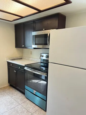 $1,300 | 3119 West Cochise Drive, Unit 110, Phoenix, AZ 85051
