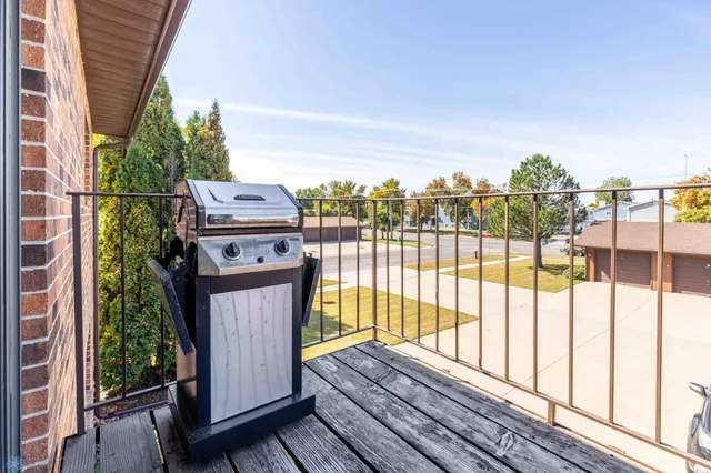 $155,000 | 2419 25 1/2 Avenue South, Unit 205, Fargo, ND 58103