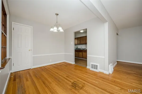$1,225 | 10217 Cabot Drive, St. Louis, MO 63137