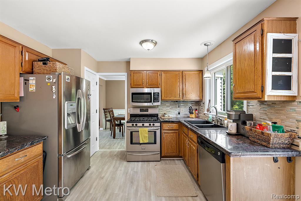519 Bolinger Street Rochester Hills, MI 48307 - Photo 28 of 49