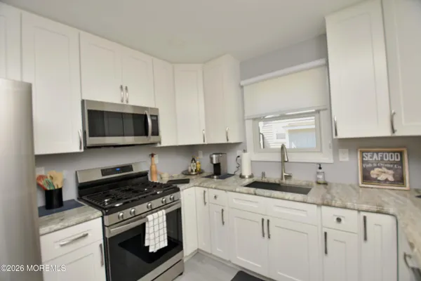 $469,900 | 744 Anchor Avenue, Beachwood, NJ 08722