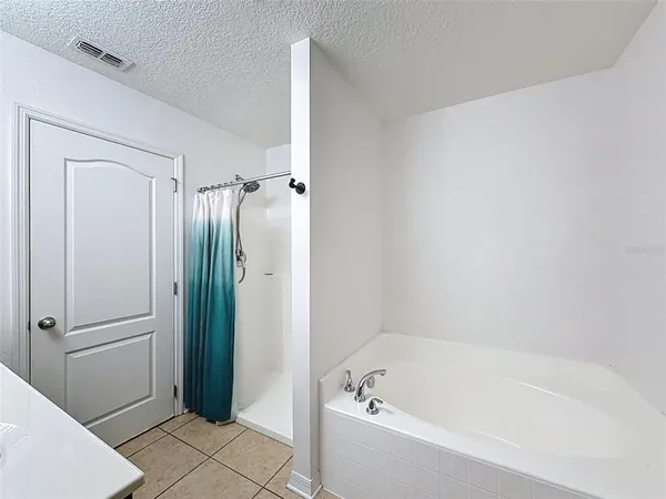 $299,900 | 36115 Markree Castle Avenue, Dade City, FL 33525
