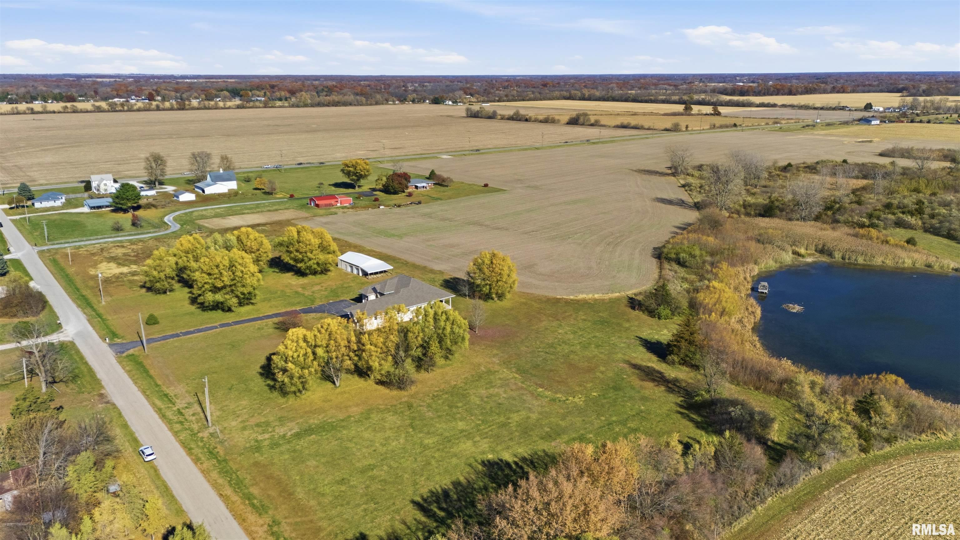 24211 North Carver Road Canton, IL 61520 - Photo 33 of 36