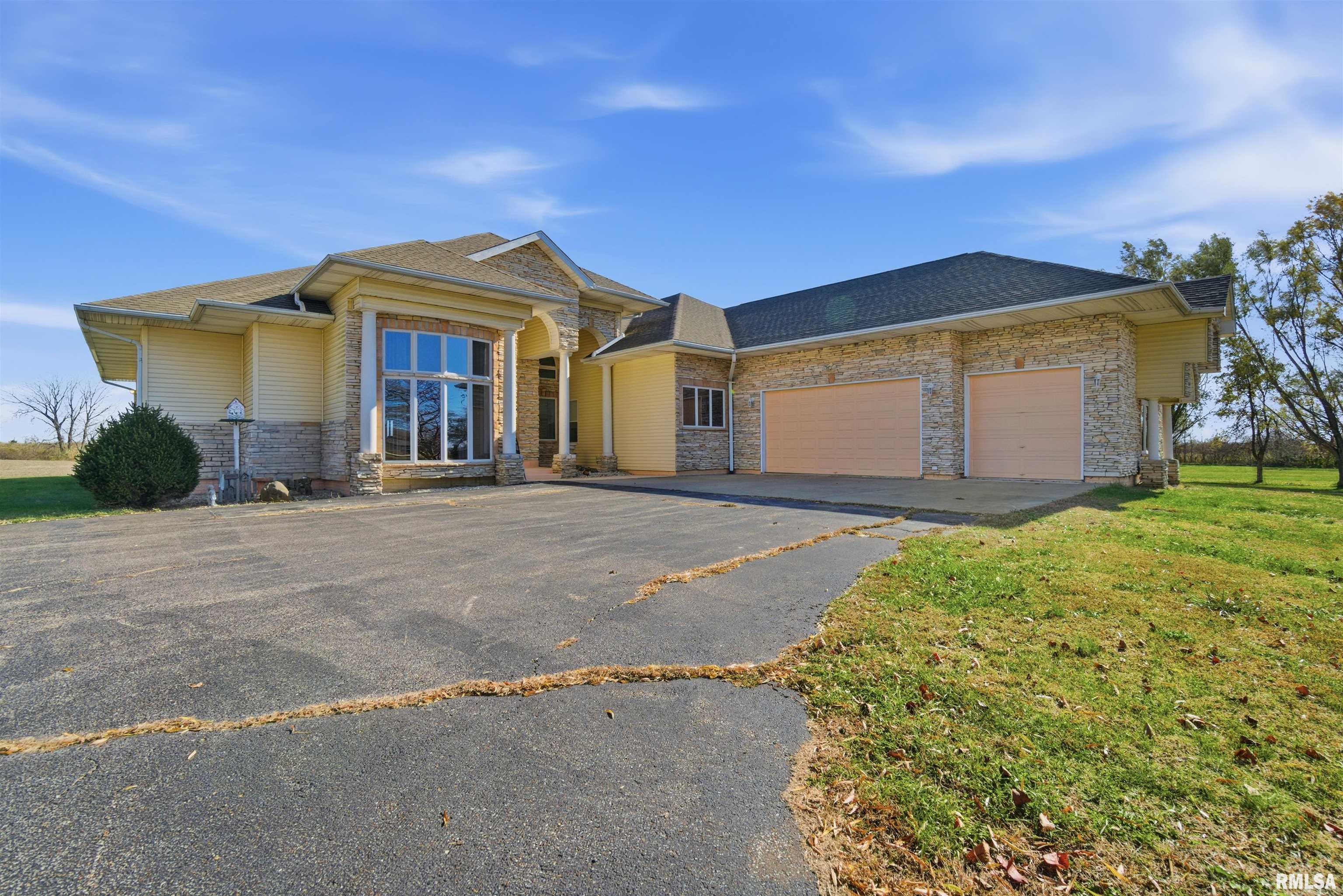 24211 North Carver Road Canton, IL 61520 - Photo 36 of 36