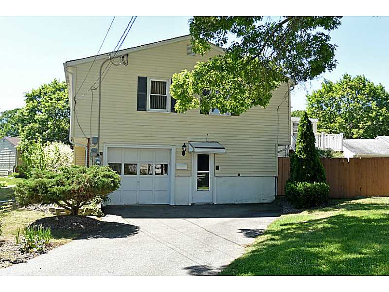 90 Stonedale Road Warwick, RI 02889 - Photo 3 of 22 Exterior Front.