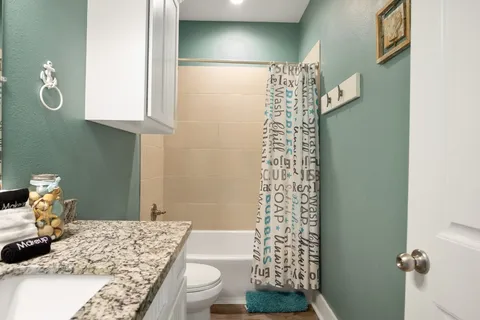 $675,000 | 1958 Ave I, Port Bolivar, TX 77650