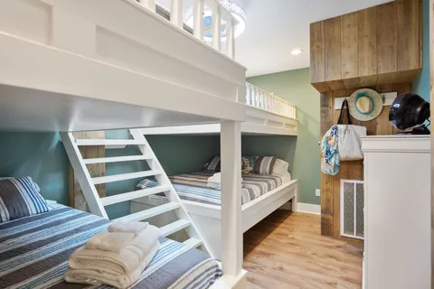 $675,000 | 1958 Ave I, Port Bolivar, TX 77650