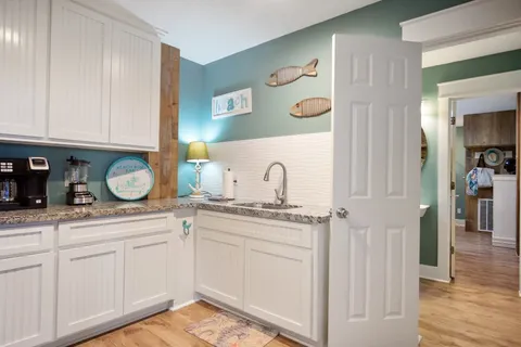 $675,000 | 1958 Ave I, Port Bolivar, TX 77650