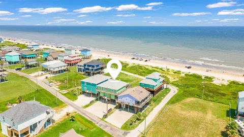 $675,000 | 1958 Ave I, Port Bolivar, TX 77650