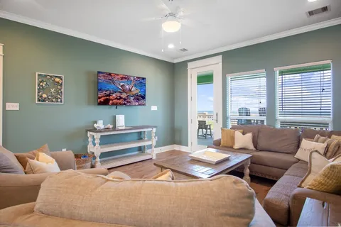 $675,000 | 1958 Ave I, Port Bolivar, TX 77650