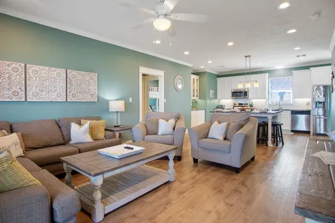 $675,000 | 1958 Ave I, Port Bolivar, TX 77650