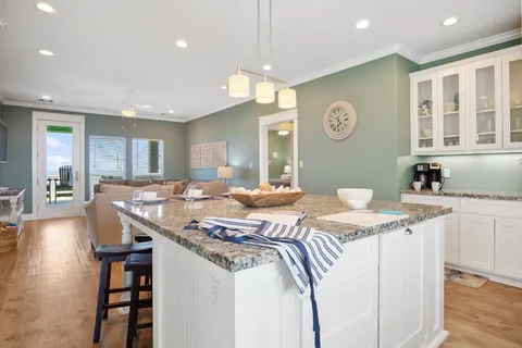 $675,000 | 1958 Ave I, Port Bolivar, TX 77650