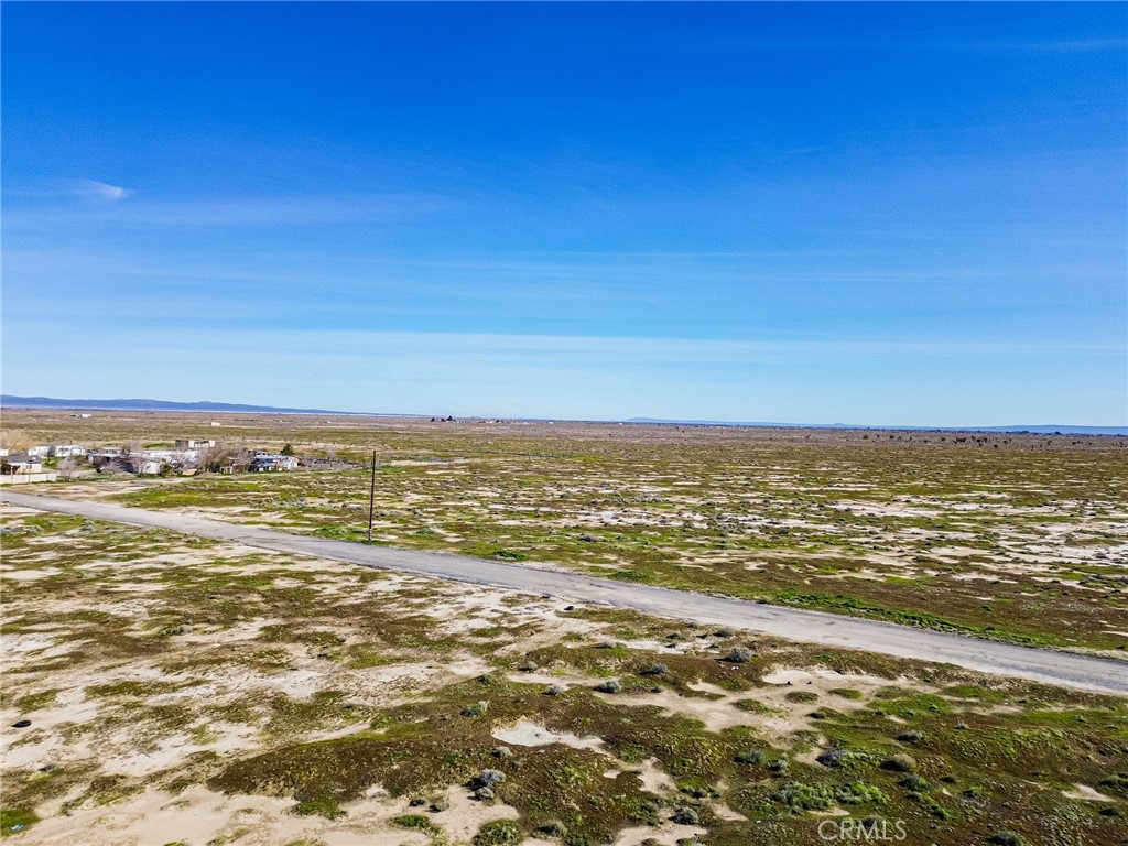 47500 5th Street East Lancaster, CA 93535 - Photo 2 of 38