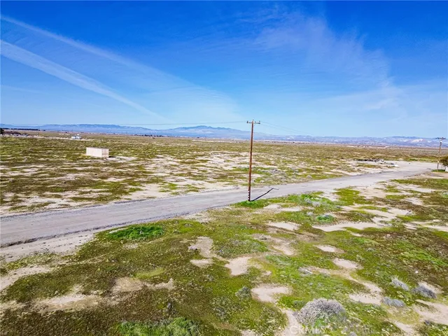 $39,500 | 47500 5th Street East, Lancaster, CA 93535