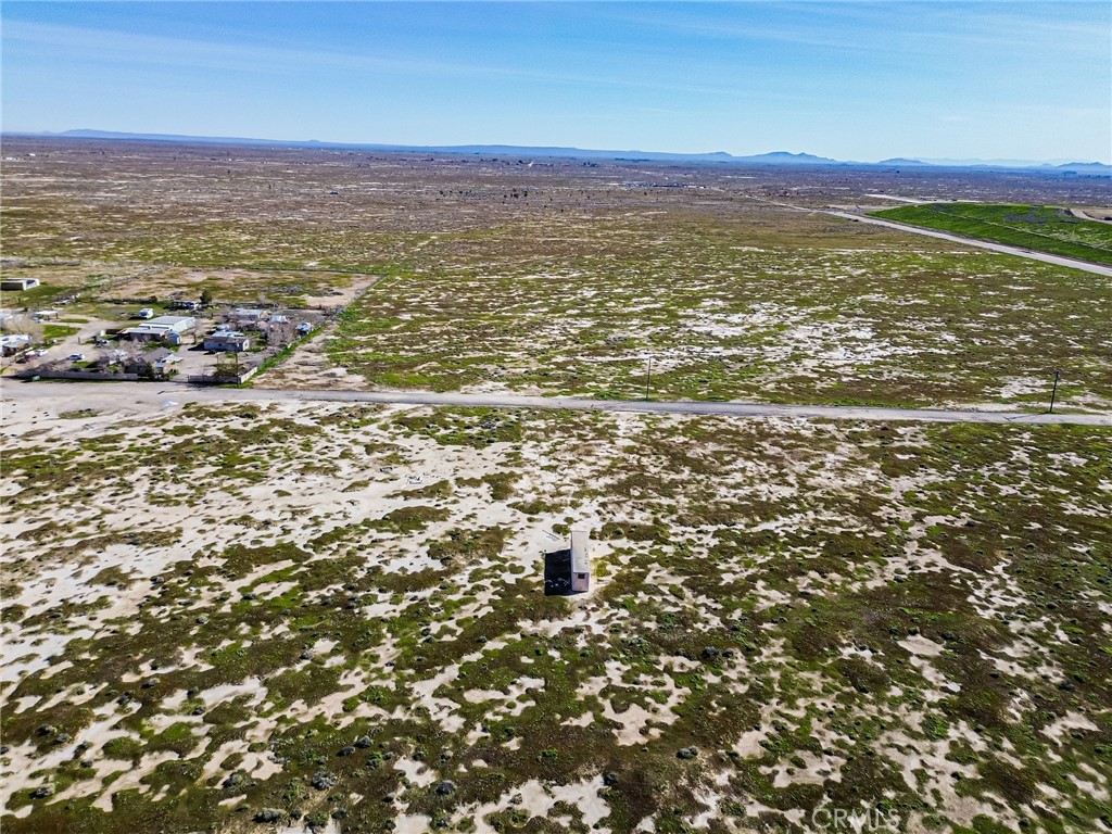47500 5th Street East Lancaster, CA 93535 - Photo 10 of 38