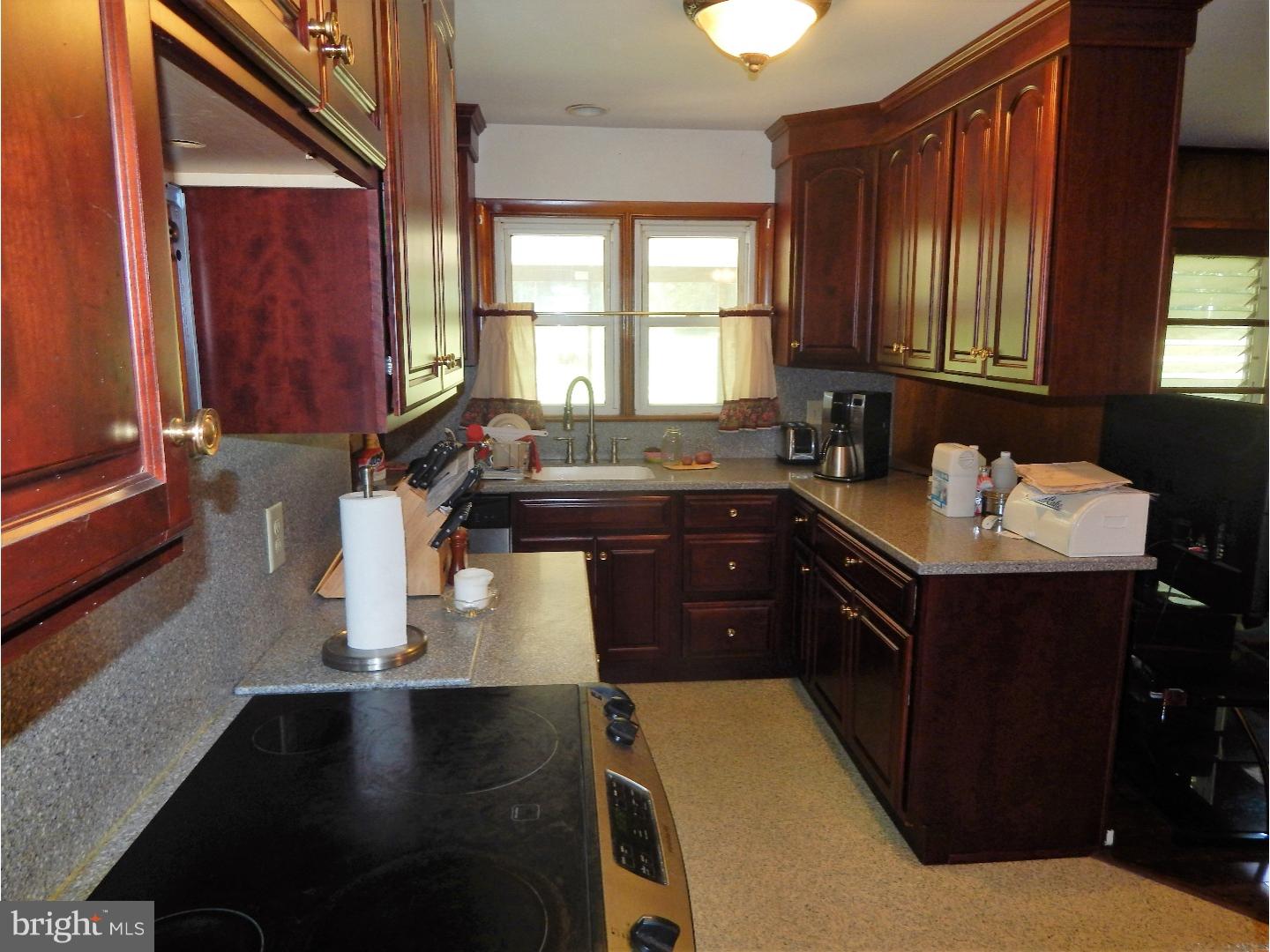 371 State Road West Grove, PA 19390 - Photo 3 of 14 Gallery Image 3