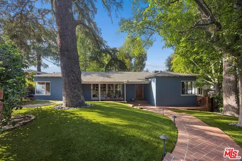 $1,899,000 | 11325 Sunshine Terrace, Studio City, CA 91604