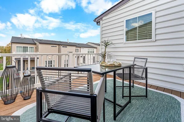 $909,999 | 8103 Zoe Place, Alexandria, VA 22306