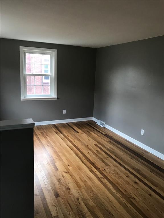 3802 Middleboro Road Pittsburgh, PA 15234 - Photo 6 of 20 Gallery Image 6