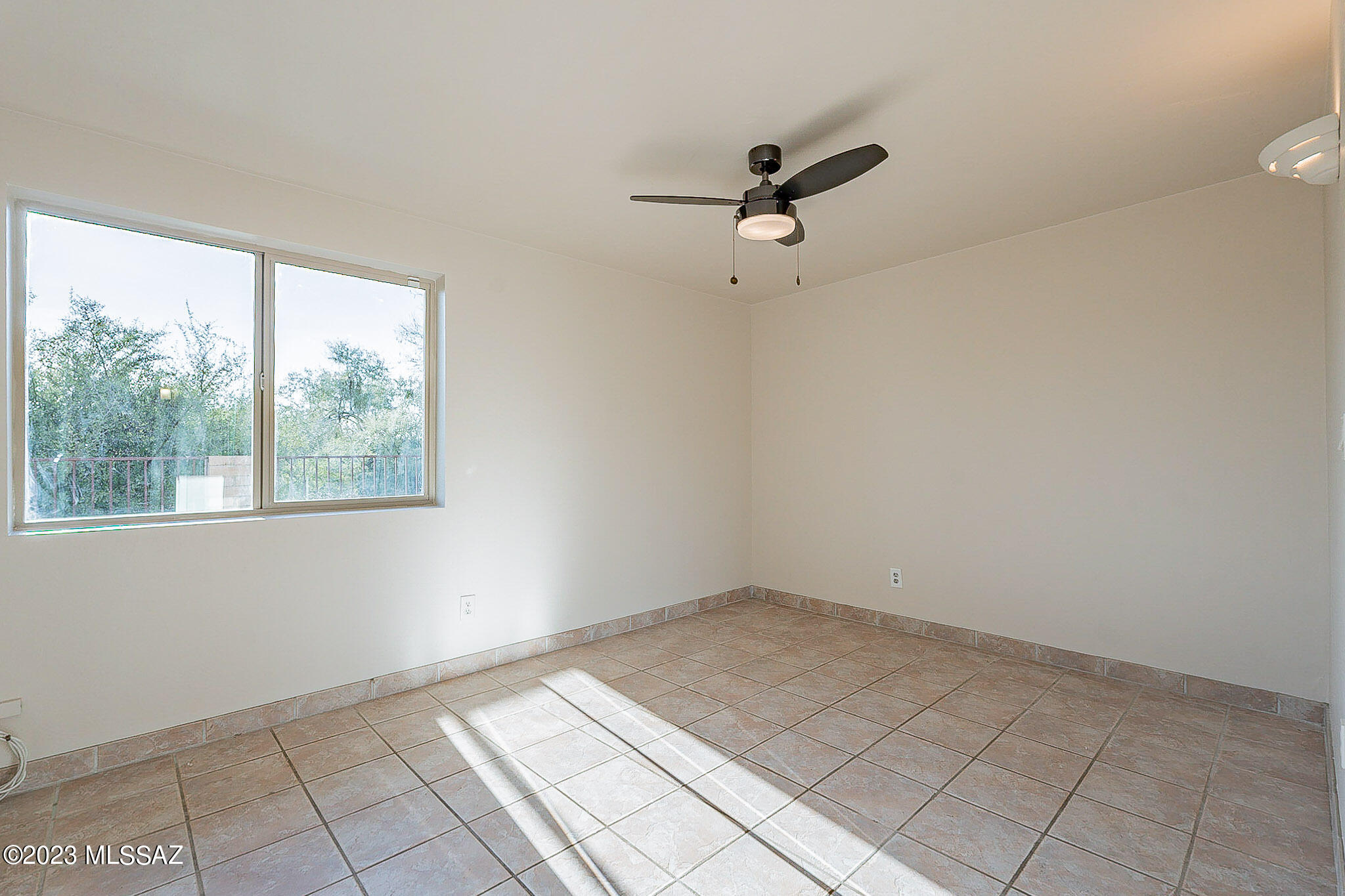 8363 North Wanda Road Tucson, AZ 85704 - Photo 25 of 43
